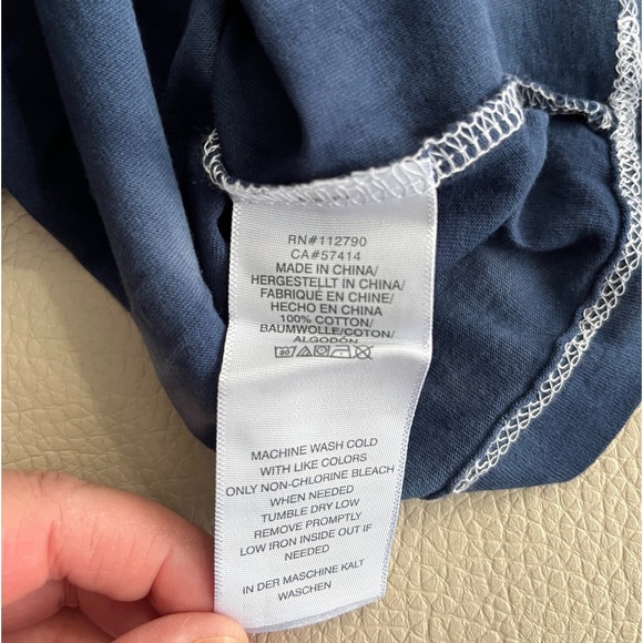 NWT -True Religion Women’s Buddha Foil Back Big V Neck Short Sleeve Tee - Size L - Picture 9 of 9